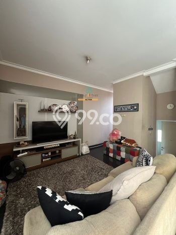Rumah di Kota Wisata, Bogor, Luas 171m2m² Bangunan 150m2m² Rumah di Kota Wisata, Bogor, Luas 171m2m² Bangunan 150m2m²