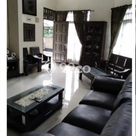 Jual Rumah Minimalis Bagus Punya 4 KT di Pamulang Tangerang Selatan SHM Jual Rumah Minimalis Bagus Punya 4 KT di Pamulang Tangerang Selatan SHM