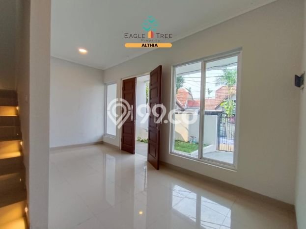 Rumah Modern 4 KT di BSD City Tangerang Rumah Modern 4 KT di BSD City Tangerang