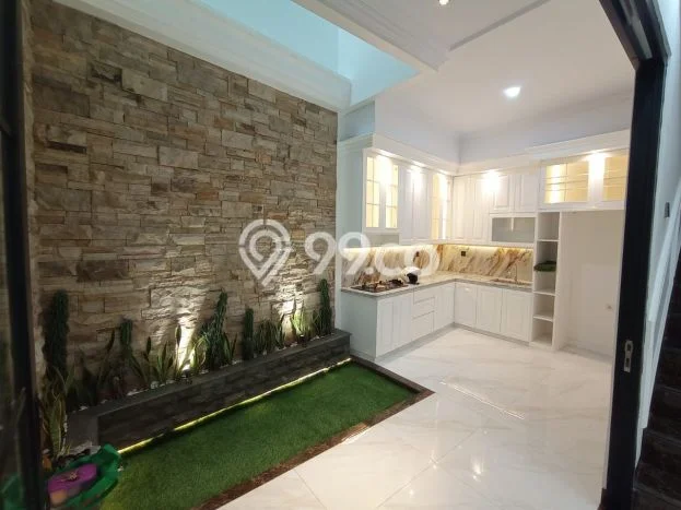 Dijual Rumah Elit Exclusive di Jagakarsa, Jakarta Selatan Dijual Rumah Elit Exclusive di Jagakarsa, Jakarta Selatan