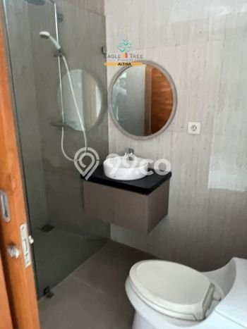 DIJUAL CEPAT! Rumah Premium area Pesanggrahan, Jakarta Selatan, Luas 180m2m² Bangunan 280m2m² BISA KPR! DIJUAL CEPAT! Rumah Premium area Pesanggrahan, Jakarta Selatan, Luas 180m2m² Bangunan 280m2m² BISA KPR!