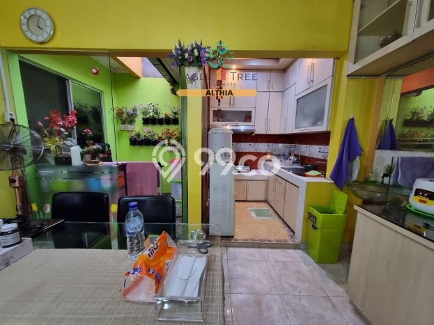 Jual Rumah Eksklusif 4 KT di Sektor 9-Bintaro, Tangerang Selatan Jual Rumah Eksklusif 4 KT di Sektor 9-Bintaro, Tangerang Selatan