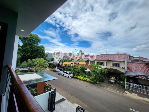 Rumah Bagus 2 Lantai Lokasi Strategis di Bintaro sektor 9 Rumah Bagus 2 Lantai Lokasi Strategis di Bintaro sektor 9