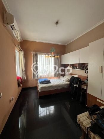 Rumah di Kota Wisata, Bogor, Luas 171m2m² Bangunan 150m2m² Rumah di Kota Wisata, Bogor, Luas 171m2m² Bangunan 150m2m²