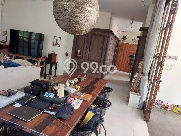 Siap Huni Rumah Mewah 4 Kamar di BSD Dekat ke Mana Saja Siap Huni Rumah Mewah 4 Kamar di BSD Dekat ke Mana Saja