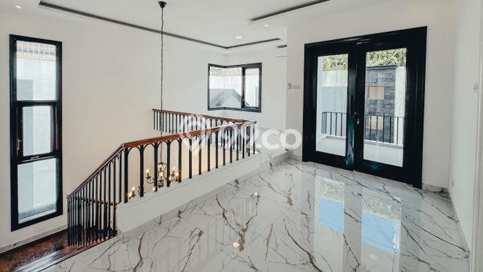 Rumah Elit LB 500m2 Siap Huni Desain Elegan di Sektor 9-Bintaro, Tangerang Selatan Rumah Elit LB 500m2 Siap Huni Desain Elegan di Sektor 9-Bintaro, Tangerang Selatan