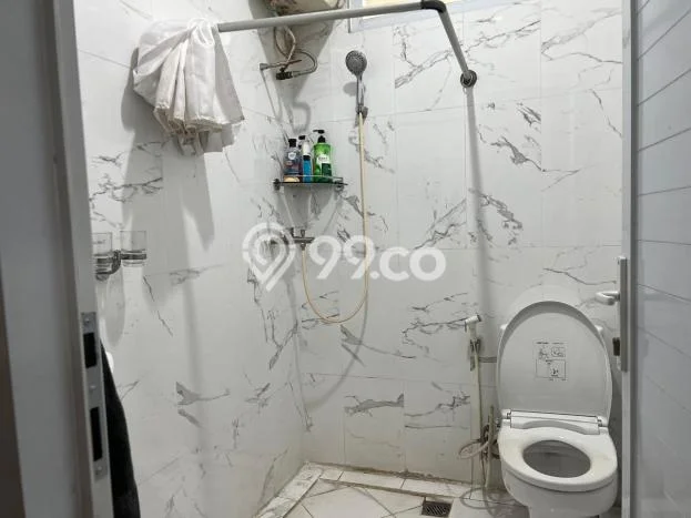 Hunian Elit LB 170m2 Siap Pakai Desain Elegan di Bintaro, Tangerang Selatan Hunian Elit LB 170m2 Siap Pakai Desain Elegan di Bintaro, Tangerang Selatan