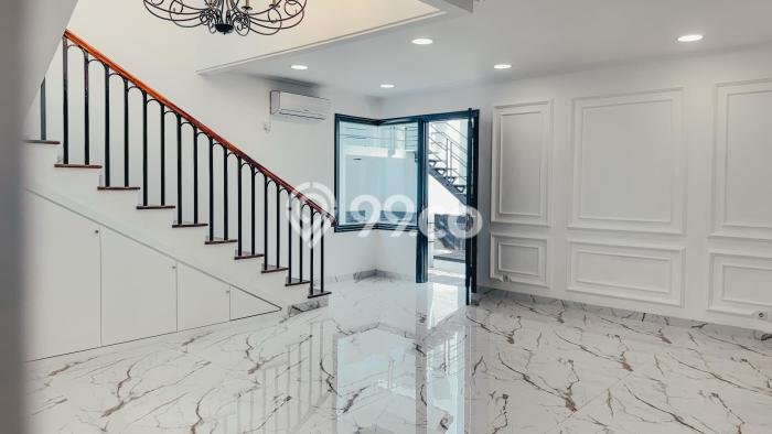 Rumah Elit LB 500m2 Siap Huni Desain Elegan di Sektor 9-Bintaro, Tangerang Selatan Rumah Elit LB 500m2 Siap Huni Desain Elegan di Sektor 9-Bintaro, Tangerang Selatan