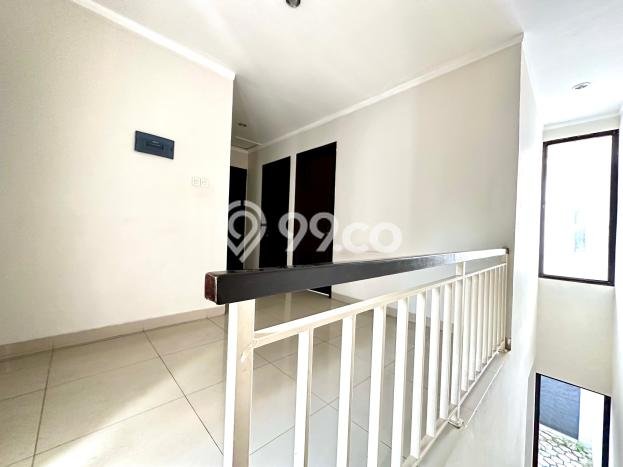 For Sale! Luxury House LT 144m2 Desain Modern di Sektor 9-Bintaro For Sale! Luxury House LT 144m2 Desain Modern di Sektor 9-Bintaro