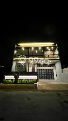 Ready to Use! Premium House LT 267m2 Desain Modern di Sektor 9-Bintaro Ready to Use! Premium House LT 267m2 Desain Modern di Sektor 9-Bintaro