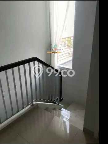 Disewakan Cepat Rumah Kondisi Bagus di Area Sektor 9-Bintaro, Tangerang Selatan Disewakan Cepat Rumah Kondisi Bagus di Area Sektor 9-Bintaro, Tangerang Selatan
