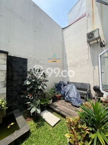 Rumah di Kota Wisata, Bogor, Luas 171m2m² Bangunan 150m2m² Rumah di Kota Wisata, Bogor, Luas 171m2m² Bangunan 150m2m²