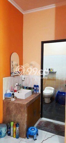 Rumah Luas Asri 2 KT Siap Pakai di Majapahit Semarang Rumah Luas Asri 2 KT Siap Pakai di Majapahit Semarang