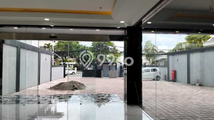 Komersial Strategis di Menteng, Luas 3500m2m², Area Niaga Komersial Strategis di Menteng, Luas 3500m2m², Area Niaga