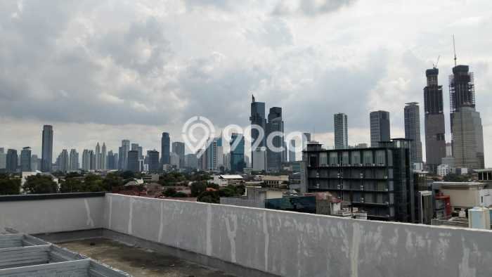 Komersial Strategis di Menteng, Luas 3500m2m², Area Niaga Komersial Strategis di Menteng, Luas 3500m2m², Area Niaga