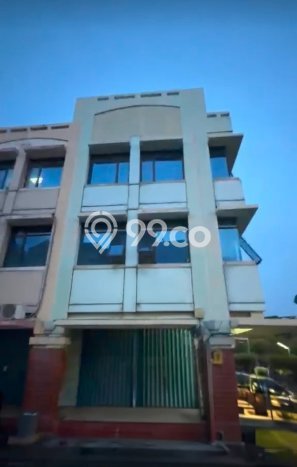 Komersial Dijual di Kelapa Gading LT 104m2, LB 380m2 untuk Investasi Komersial Dijual di Kelapa Gading LT 104m2, LB 380m2 untuk Investasi