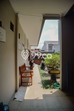 Siap Huni Hunian Elit 12 Kamar di Cempaka Putih Dekat ke Mana Saja Siap Huni Hunian Elit 12 Kamar di Cempaka Putih Dekat ke Mana Saja