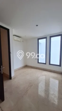 Ready to Use! Premium House LT 150m2 Desain Elegan di Pulomas Ready to Use! Premium House LT 150m2 Desain Elegan di Pulomas
