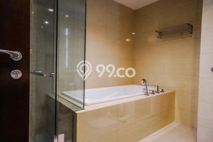 UNIT TERBAIK! Apartemen Kawasan Kelapa Gading, Jakarta Utara, 4 KT, Luas 149m², Lokasi Strategis UNIT TERBAIK! Apartemen Kawasan Kelapa Gading, Jakarta Utara, 4 KT, Luas 149m², Lokasi Strategis