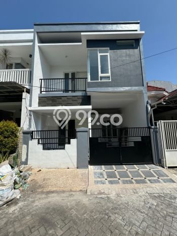 Jual Rumah Favorit Siap Huni LB 150m2 di Mulyorejo, Surabaya Jual Rumah Favorit Siap Huni LB 150m2 di Mulyorejo, Surabaya