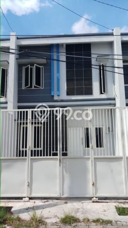 For Sale Hunian Rumah Nyaman 4 KT di Mulyosari, Surabaya For Sale Hunian Rumah Nyaman 4 KT di Mulyosari, Surabaya