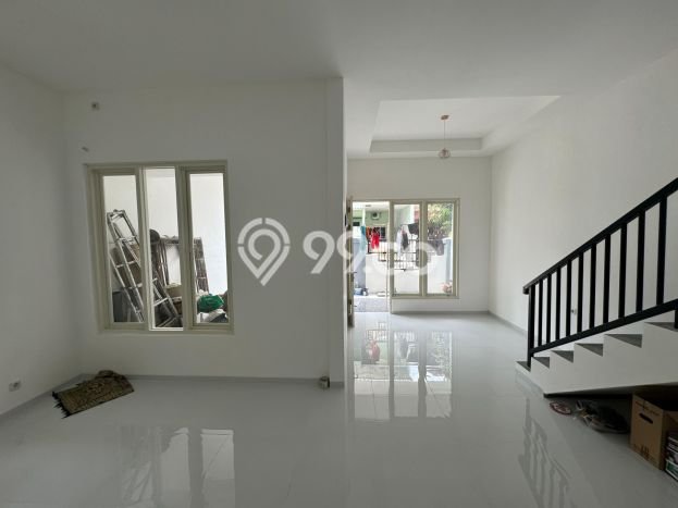 Jual Rumah Favorit Siap Huni LB 150m2 di Mulyorejo, Surabaya Jual Rumah Favorit Siap Huni LB 150m2 di Mulyorejo, Surabaya