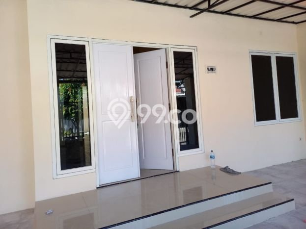 For Sale Rumah 3 Kamar Lokasi Strategis Nyaman dan Strategis di Waru For Sale Rumah 3 Kamar Lokasi Strategis Nyaman dan Strategis di Waru