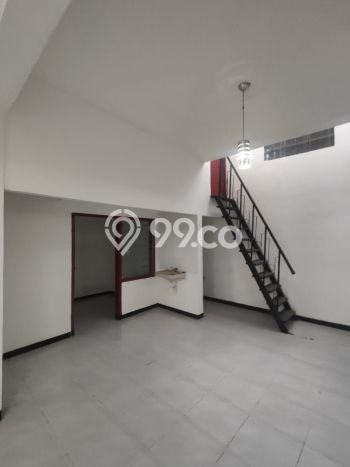 Rumah Bagus Siap Huni Di Sukolilo Luas 135m2 Lokasi Strategis Rumah Bagus Siap Huni Di Sukolilo Luas 135m2 Lokasi Strategis