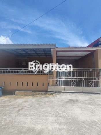 Dijual Cepat Rumah Bagus Siap Huni LB 104m2 di Balikpapan Selatan, Balikpapan Dijual Cepat Rumah Bagus Siap Huni LB 104m2 di Balikpapan Selatan, Balikpapan