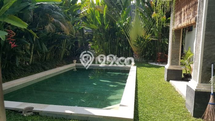 Vila Kawasan , Area 350m2m², Dekat ke Pusat Kota Vila Kawasan , Area 350m2m², Dekat ke Pusat Kota