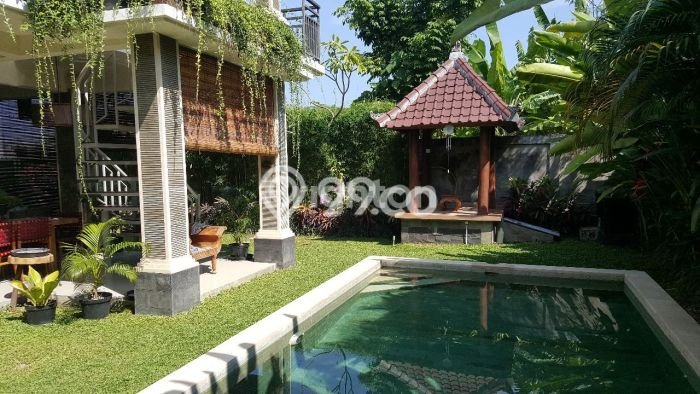 Vila Kawasan , Area 350m2m², Dekat ke Pusat Kota Vila Kawasan , Area 350m2m², Dekat ke Pusat Kota