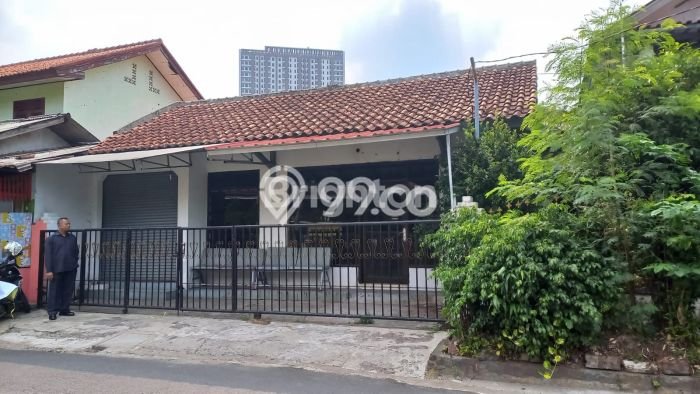 Dijual Tanah di Jakarta Selatan, Luas 498m2 SHM Dijual Tanah di Jakarta Selatan, Luas 498m2 SHM
