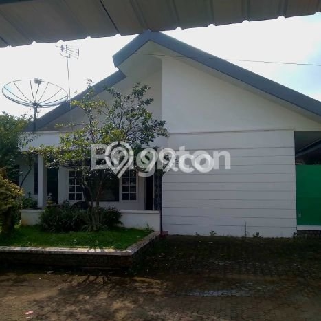PELUANG INVESTASI! Vila di , Area 260m2m², Potensi Bagus PELUANG INVESTASI! Vila di , Area 260m2m², Potensi Bagus