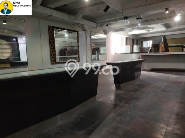 Ruko Bagus Dijual LB 1800m2 Lokasi Strategis Jakarta Selatan Area Cocok untuk Berbisnis Ruko Bagus Dijual LB 1800m2 Lokasi Strategis Jakarta Selatan Area Cocok untuk Berbisnis