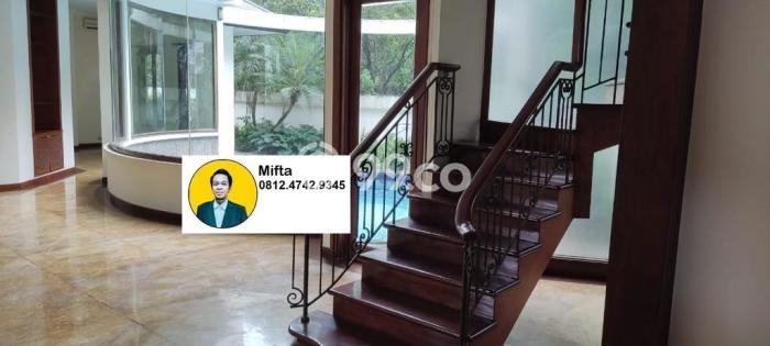 Dijual Rumah Mewah Elegan Dengan View Eksklusif di Patra Kuningan, Jakarta Selatan Dijual Rumah Mewah Elegan Dengan View Eksklusif di Patra Kuningan, Jakarta Selatan