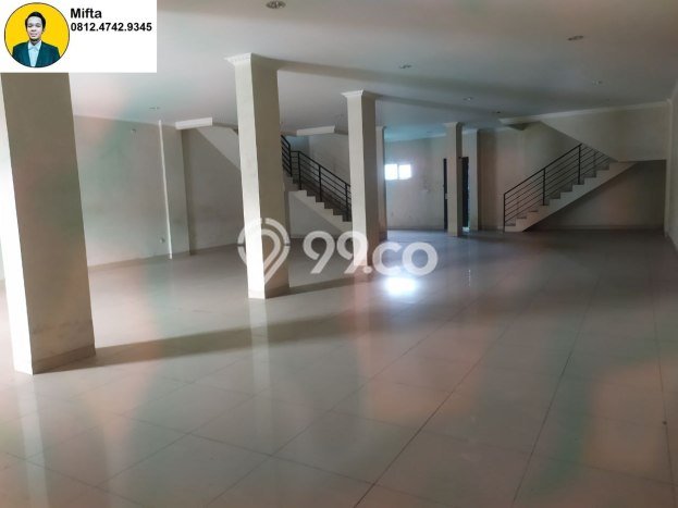 Ruko Disewa di Pondokmelati, Bekasi, LT 300m2 / LB 540m2 Ruko Disewa di Pondokmelati, Bekasi, LT 300m2 / LB 540m2