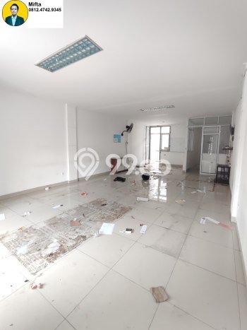 AREA PREMIUM! Ruko Disewakan di Bekasi Utara, Luas 129m2m², Jalan Strategis AREA PREMIUM! Ruko Disewakan di Bekasi Utara, Luas 129m2m², Jalan Strategis