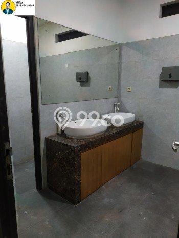 Ruko Bagus Dijual LB 1800m2 Lokasi Strategis Jakarta Selatan Area Cocok untuk Berbisnis Ruko Bagus Dijual LB 1800m2 Lokasi Strategis Jakarta Selatan Area Cocok untuk Berbisnis