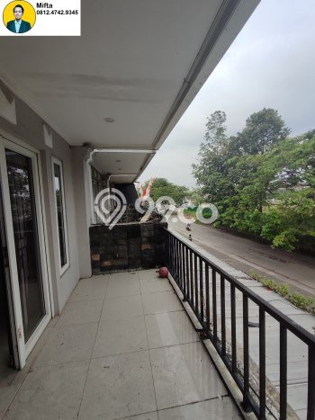 AREA PREMIUM! Ruko Disewakan di Bekasi Utara, Luas 129m2m², Jalan Strategis AREA PREMIUM! Ruko Disewakan di Bekasi Utara, Luas 129m2m², Jalan Strategis