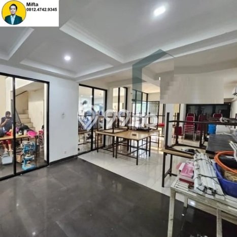 AREA BISNIS! Ruko di Bintaro, Luas 252m², Jalan Utama, Ramai AREA BISNIS! Ruko di Bintaro, Luas 252m², Jalan Utama, Ramai