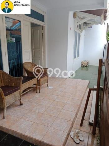 For Sale! Luxury House LT 122m2 Desain Elegan di Rawamangun For Sale! Luxury House LT 122m2 Desain Elegan di Rawamangun