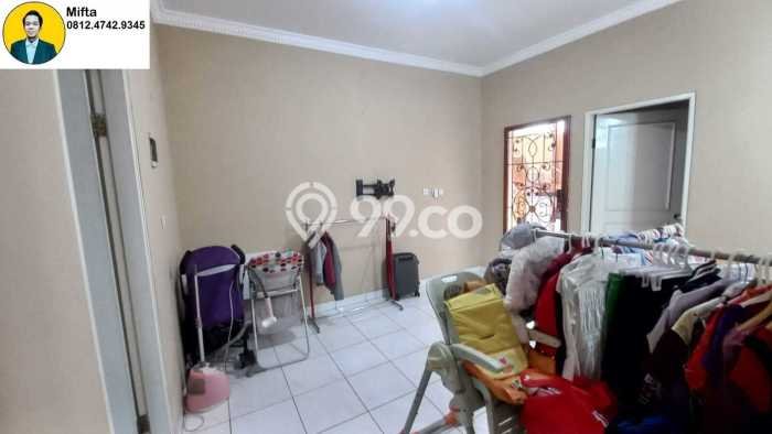 Rumah Strategis Minimalis Lb 175m2 di Medan Satria, Bekasi Rumah Strategis Minimalis Lb 175m2 di Medan Satria, Bekasi