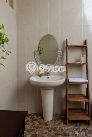 Lokasi strategis! Rumah siap huni disewakan di Denpasar Selatan LB 650m2 Lokasi strategis! Rumah siap huni disewakan di Denpasar Selatan LB 650m2