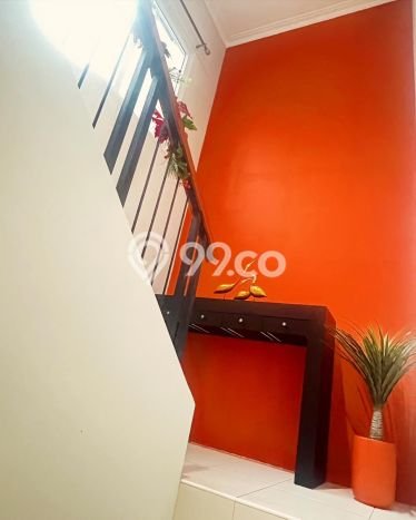 Rumah LT 144m² Semi Furnished di Lokasi Prestisius Kota Wisata, Bogor Rumah LT 144m² Semi Furnished di Lokasi Prestisius Kota Wisata, Bogor