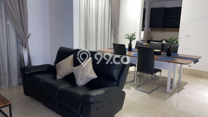 Rumah Nyaman 3 KT di Cibubur, Jakarta Timur - LT 300m² Rumah Nyaman 3 KT di Cibubur, Jakarta Timur - LT 300m²