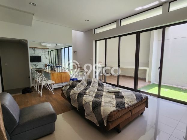Rumah di Summarecon Bandung, Area Strategis, 2 KM Rumah di Summarecon Bandung, Area Strategis, 2 KM