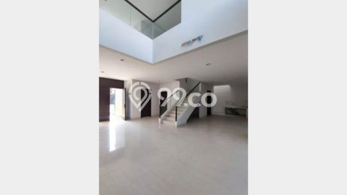 Rumah Nyaman 5 KT Luas Tanah 228m2m² di Summarecon Bandung, Bandung Rumah Nyaman 5 KT Luas Tanah 228m2m² di Summarecon Bandung, Bandung
