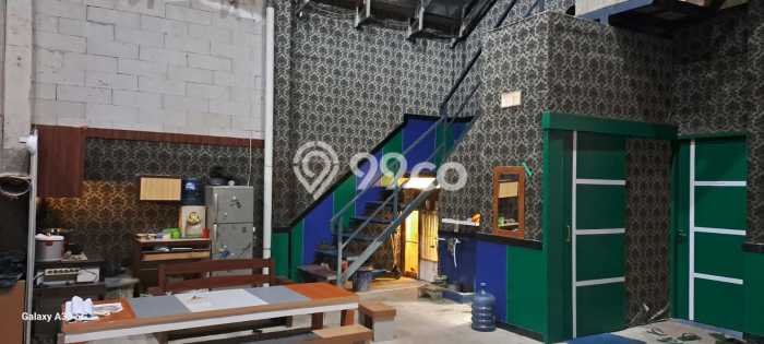 Unit Komersial Dijual di Cibiru Bandung Luas Tanah 280m2, Luas Bangunan 350m2 Unit Komersial Dijual di Cibiru Bandung Luas Tanah 280m2, Luas Bangunan 350m2