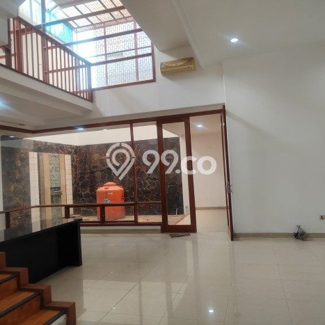 Hunian Elit LB 315m2 Siap Pakai Desain Elegan di Singgasana, Bandung Hunian Elit LB 315m2 Siap Pakai Desain Elegan di Singgasana, Bandung