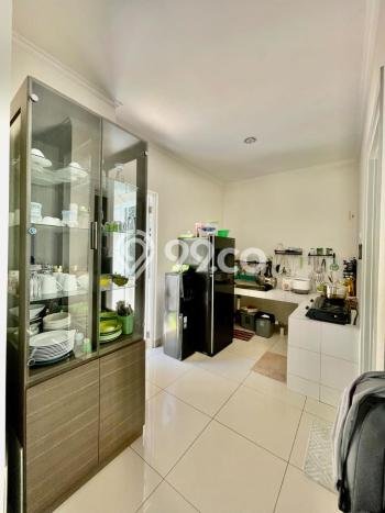Rumah Elit Modern Tanpa Renovasi di Summarecon Bandung Bandung Rumah Elit Modern Tanpa Renovasi di Summarecon Bandung Bandung